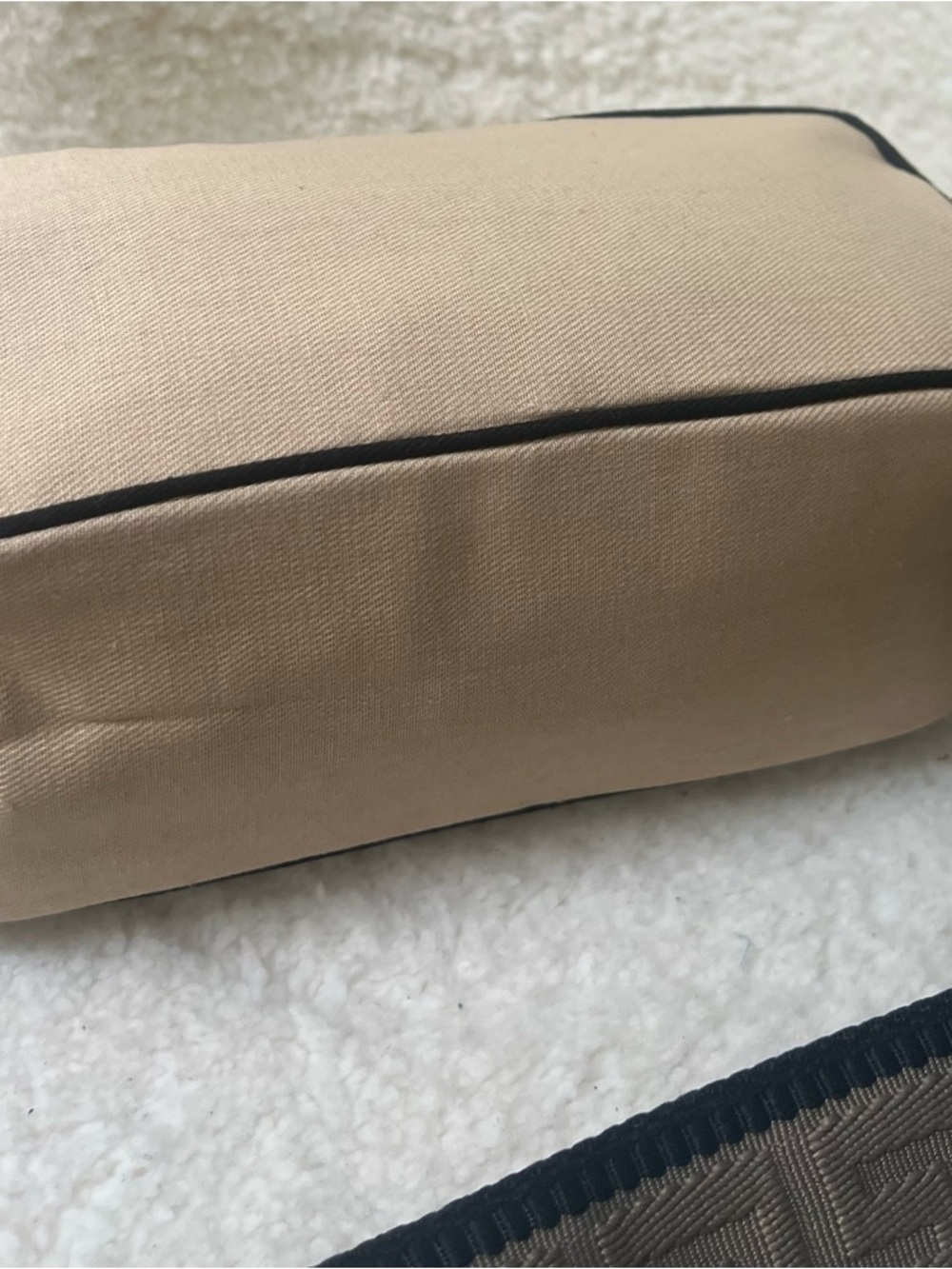 Rare Burberry Upcycled Canvas Beauty Bag to Crossbody Purse - Picture 8 of 10